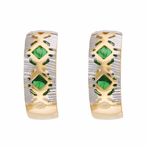 Green colour round shape Stone Studded Earring