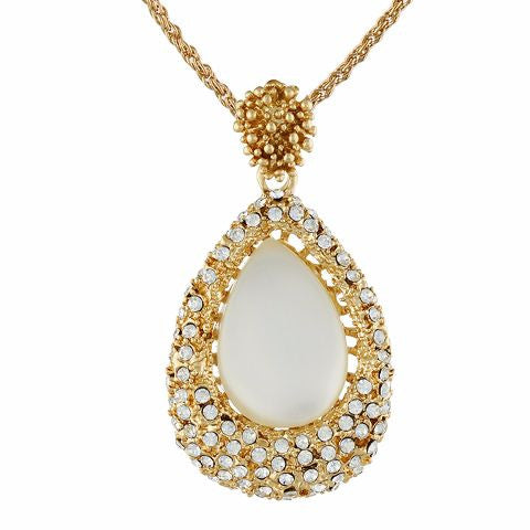 Gold colour Traditional design Pleasing Pendant