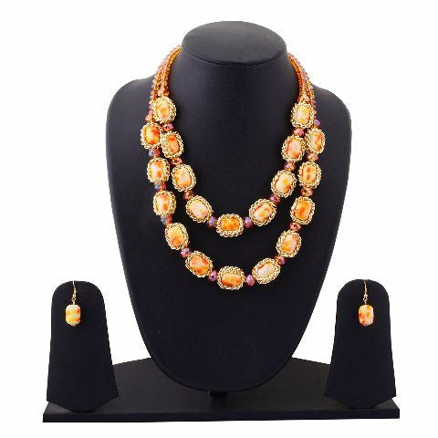 Beige colour Western design Necklace Set
