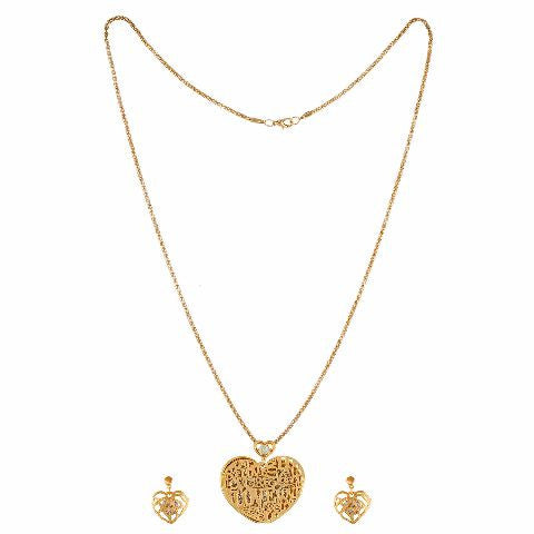 Gold colour Traditional design Pendant Set