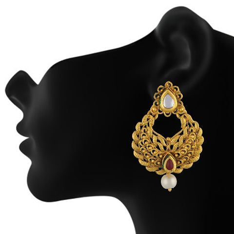 Gold colour Earring