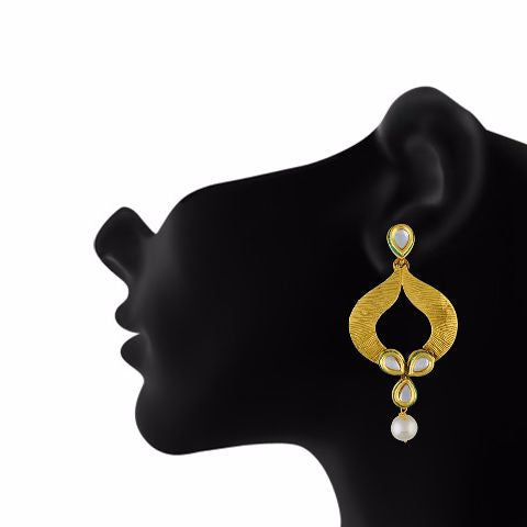 Gold colour Earring