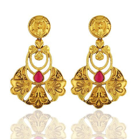 Gold colour Earring