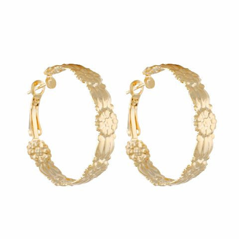 Gold colour Round shape smart carving Earring